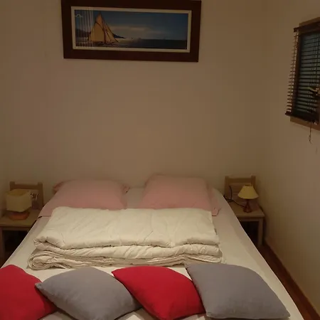 Les Grenouilles Apartment Honfleur